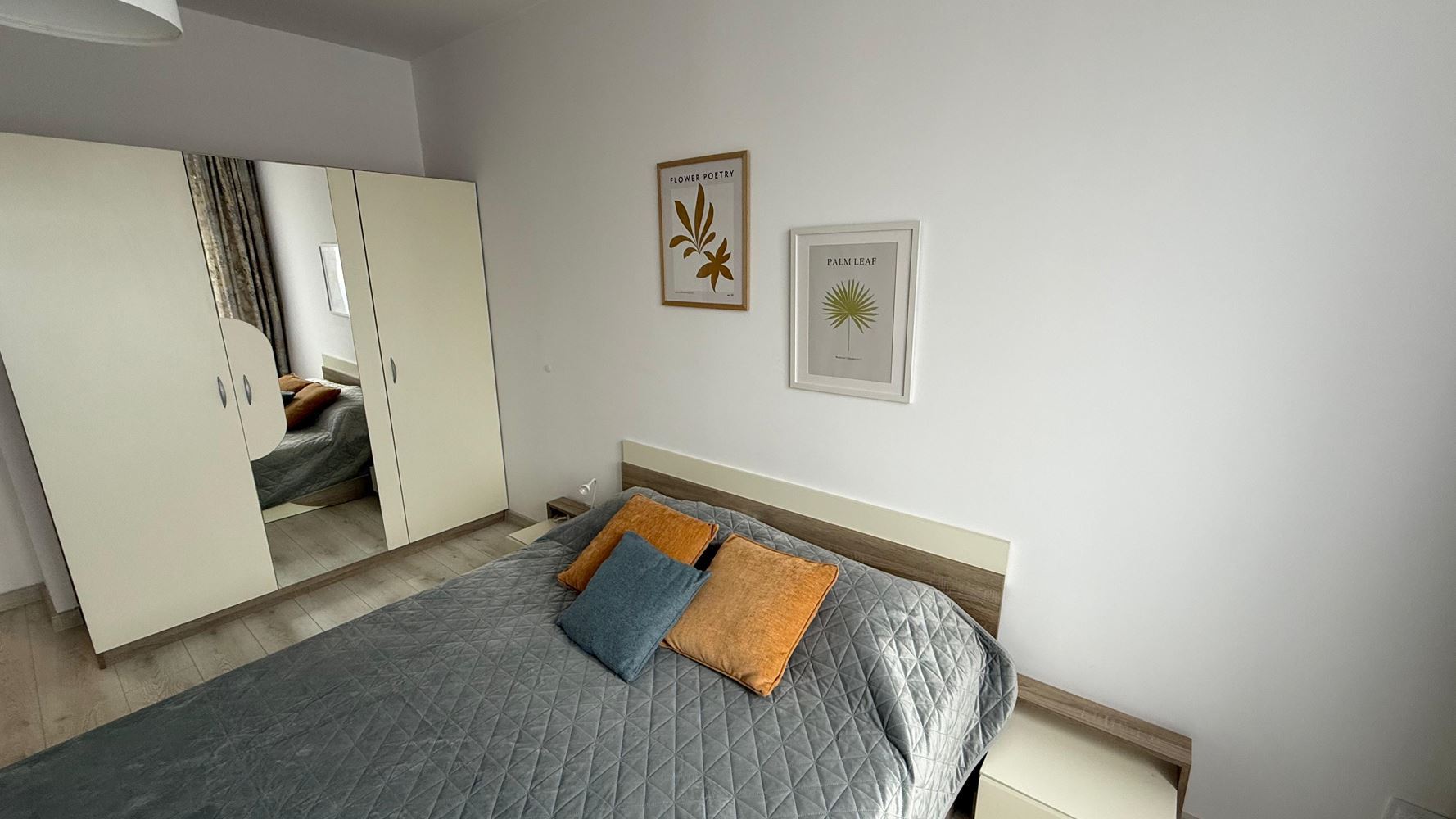 Просторная и современная квартира с одной спальней со всеми удобствами в Помории