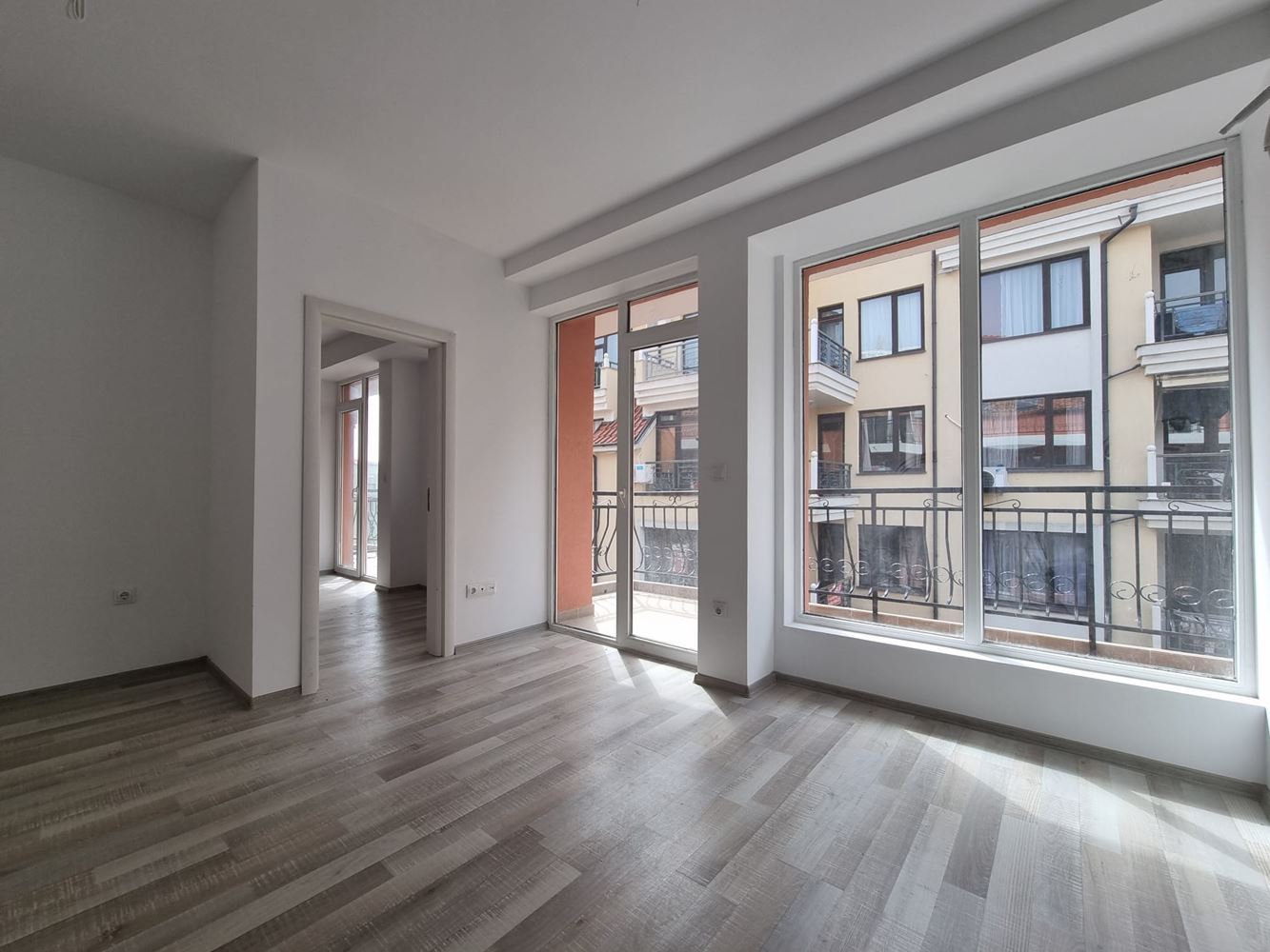  Квартира с одной спальней в Свети Влас без обслуживания – комфорт и спокойствие в 400 м от моря