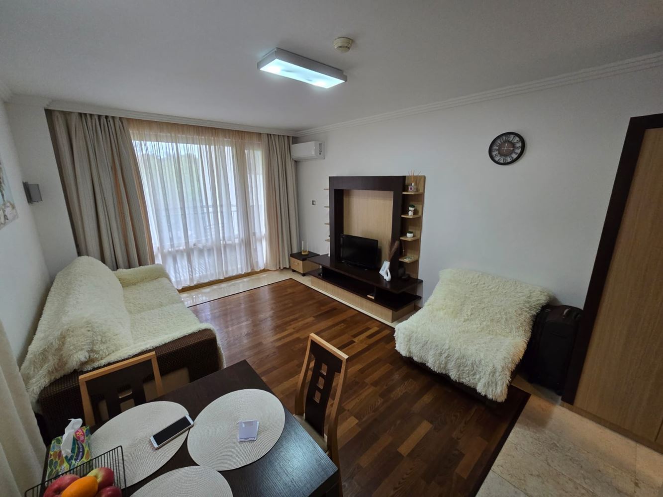 Роскошная студия на первой линии в Равда – стиль, комфорт и прямой доступ к пляжу