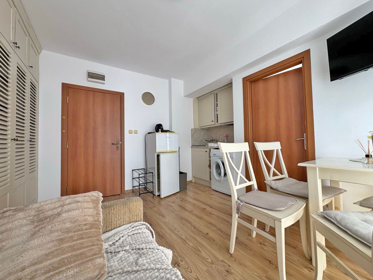 Уютная квартира с двумя спальнями в пешей доступности от пляжа