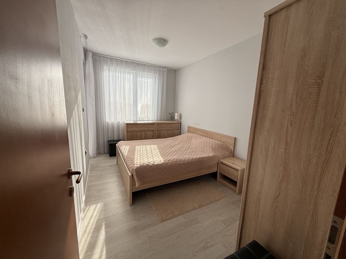 Русский Квартира с одной спальней и террасой в Солнечном Береге – комфорт и круглогодичная безопасность