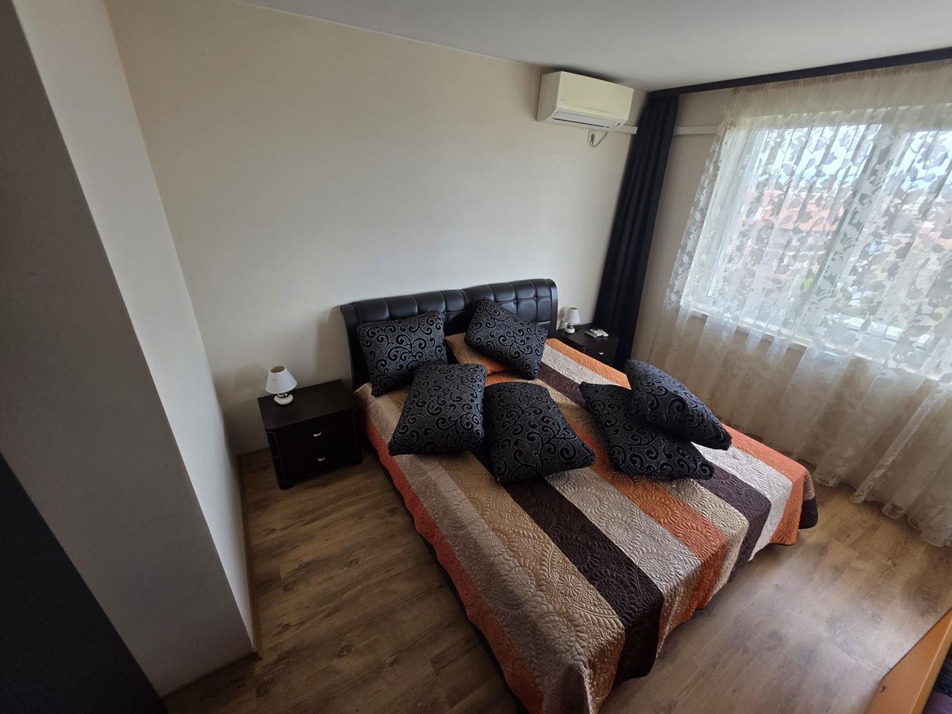 Панорамная квартира с видом на море в Равде – пространство, комфорт и отличное расположение на второй линии