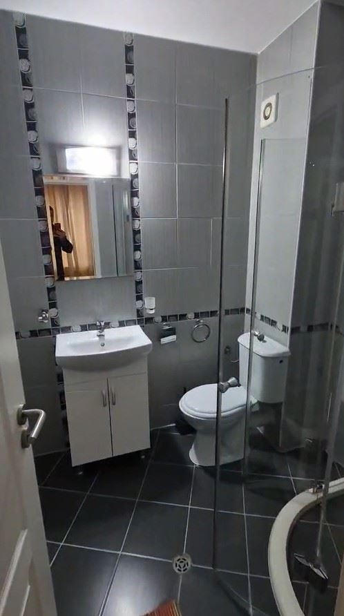 Просторная квартира с двумя спальнями в Солнечном Береге – полностью меблирована, отличная локация и готова для доходной инвестиции