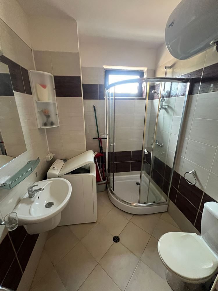 Квартира с двумя спальнями в современном комплексе – полностью меблирована и готова к вашей новой жизни