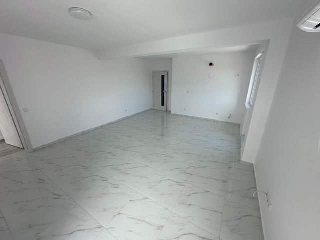 Новое строительство на Солнечном Берегу - большая трехкомнатная квартира без сборов!