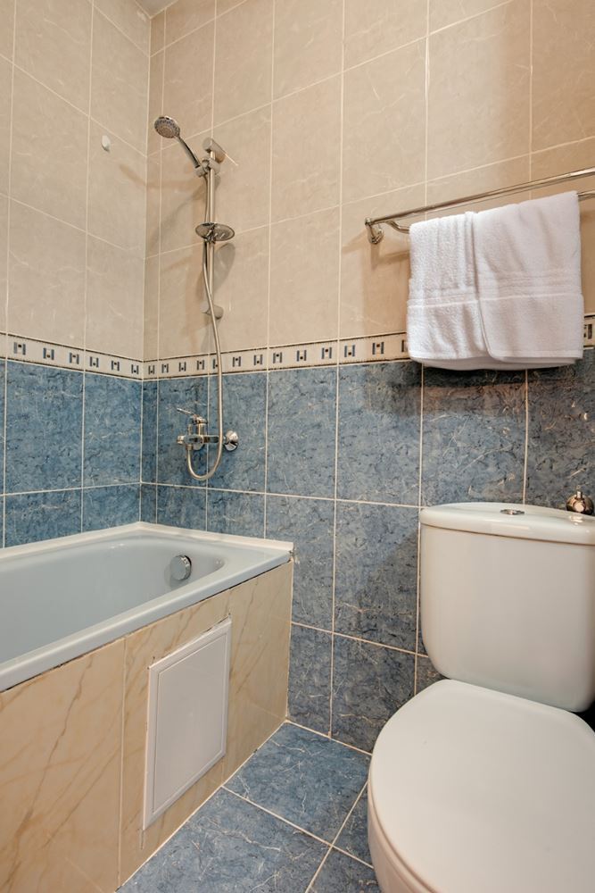 Стильно отремонтированная квартира с двумя спальнями в ухоженном комплексе в Солнечном Береге – комфорт, спокойствие и отличное расположение