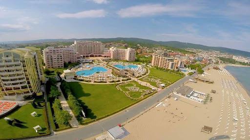 Роскошная квартира с одной спальней в престижном комплексе на первой линии – комфорт, стиль и бесконечные удобства