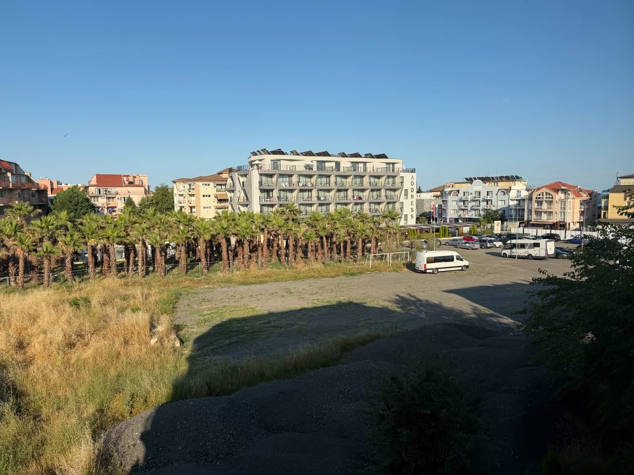Уютная квартира с одной спальней в Равде в комплексе – готова к заселению