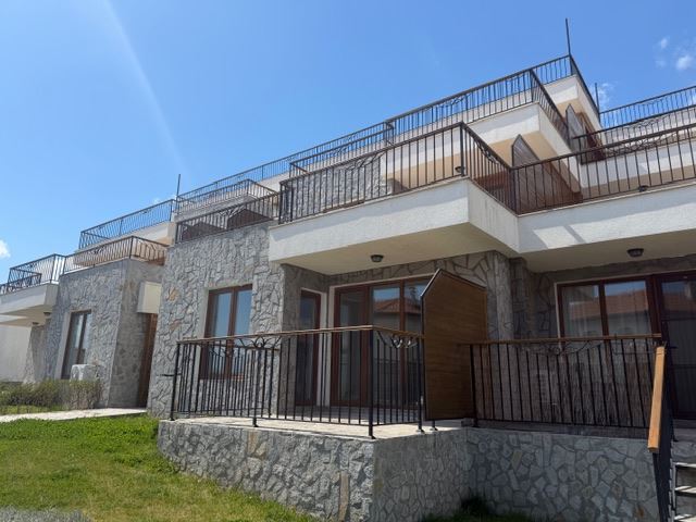 Студия с видом на море в роскошном комплексе в Ахелое – комфорт, стиль и отдых