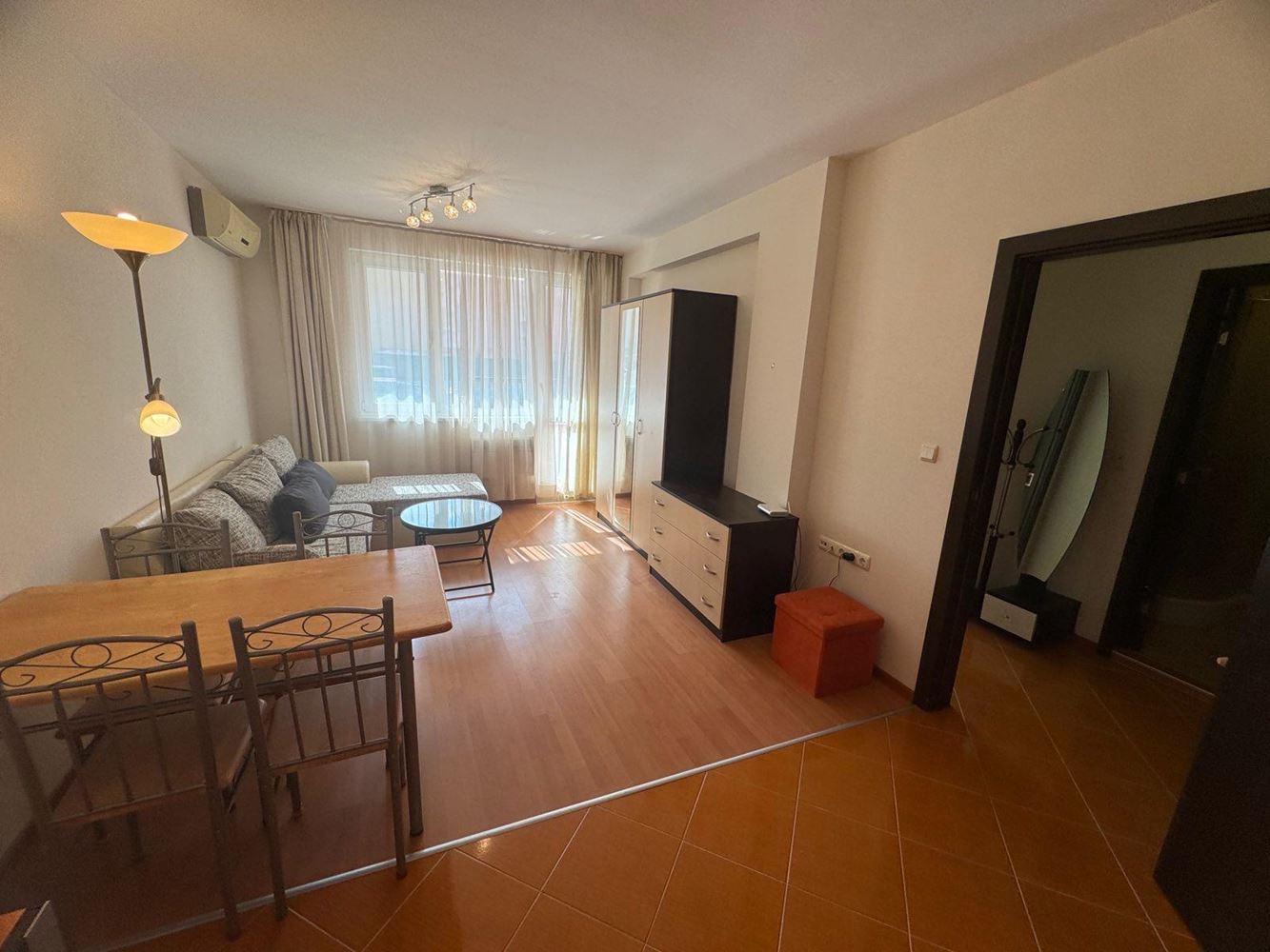 Квартира с одной спальней на первом этаже в Старом городе Поморие – рядом с морем