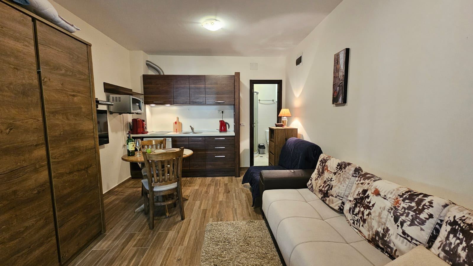 Студия в престижном комплексе в Солнечном Береге – полностью меблированная и готовая к использованию