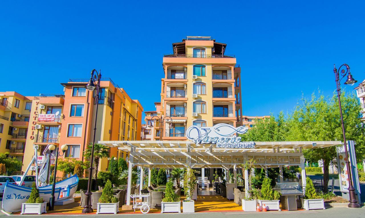 Двухкомнатная квартира (с одной спальней) с прямым выходом к бассейну в комплексе «Викторио», Свети Влас – комфорт и отдых