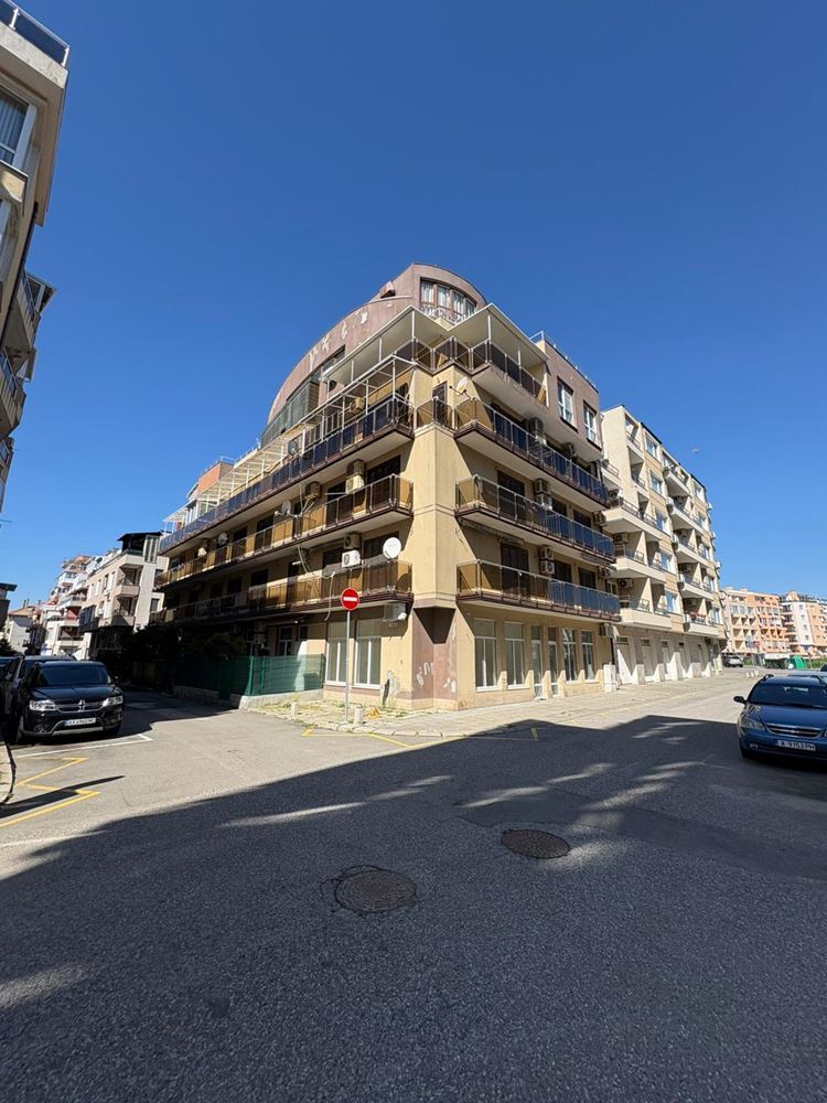 Просторная студия в сердце Старого города Помория – всего в нескольких шагах от моря