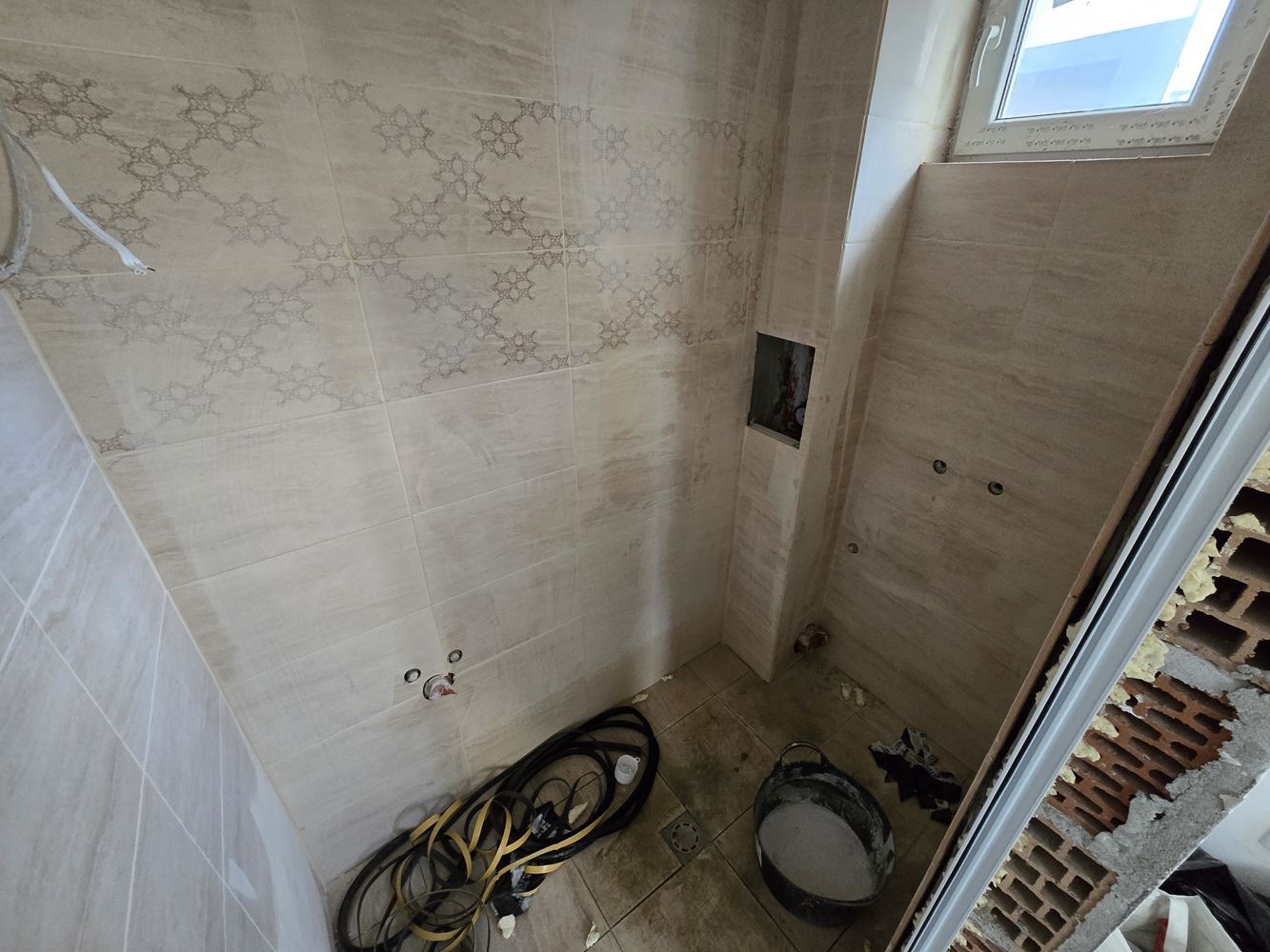 Новая студия с личным двориком – идеальное место для отдыха у моря в квартале Черно Море, Несебр