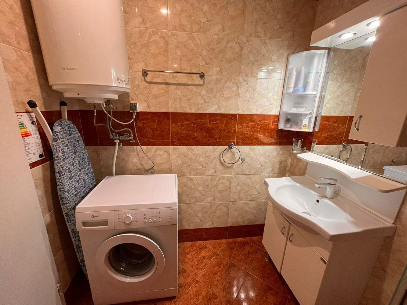 Двухкомнатная квартира в Солнечном Береге – уют, спокойствие и зелёная среда в прекрасном комплексе