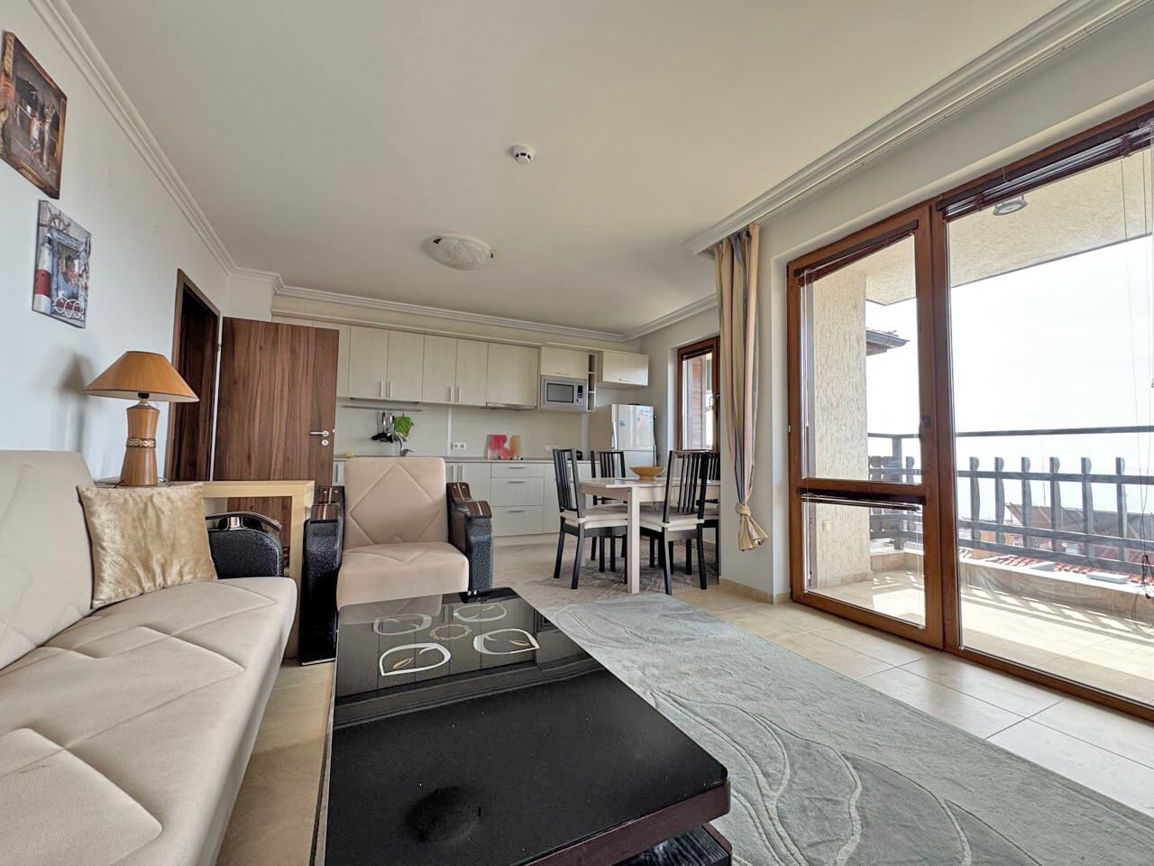 Просторная квартира с 2 спальнями в бутиковом комплексе в нескольких метрах от моря в Святом Власе 