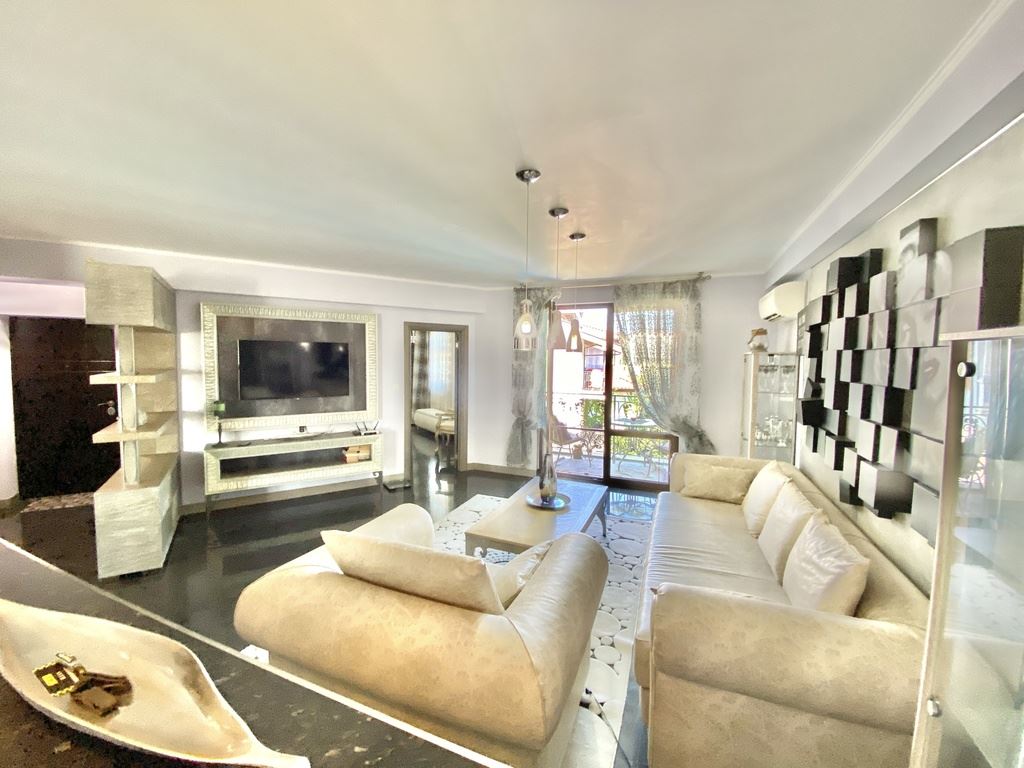 Уникальная двухуровневая квартира в комплексе премиум-класса в городе Несебр