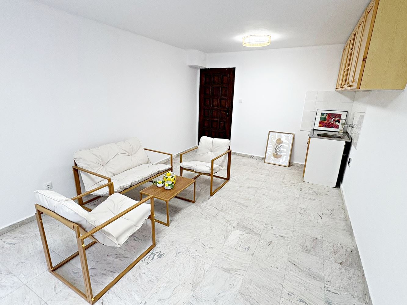 Два независимых жилых пространства с видом на море в центре Святого Власа – дизайнерский интерьер и собственное парковочное место