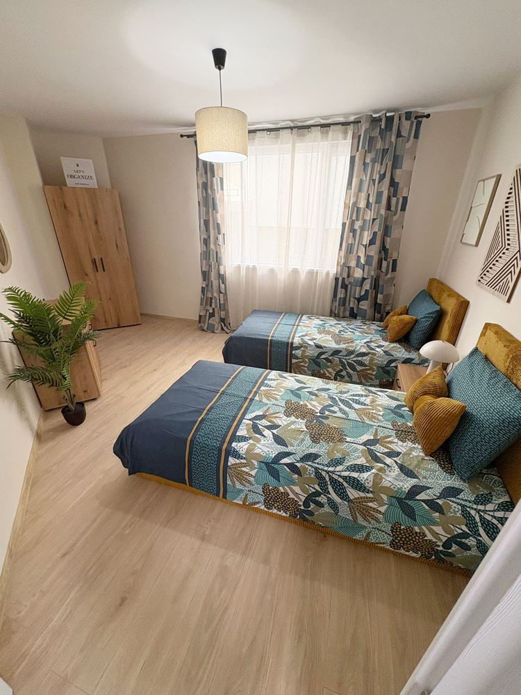 Два независимых жилых пространства с видом на море в центре Святого Власа – дизайнерский интерьер и собственное парковочное место