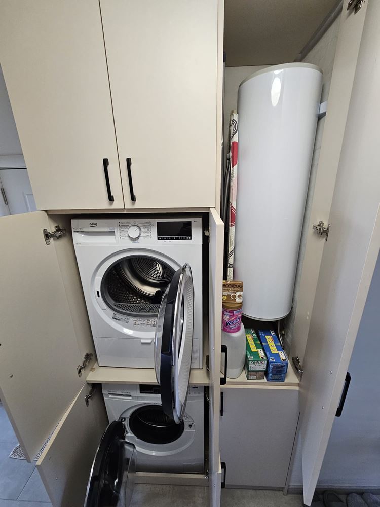 Просторная и светлая квартира с двумя спальнями и двумя большими террасами в Меден Рудник – идеально для семьи или инвестиций