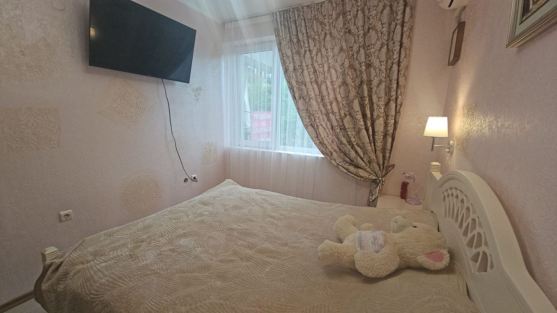 Трёхкомнатное жильё в закрытом комплексе в Святом Власе – всего 300 м от пляжа