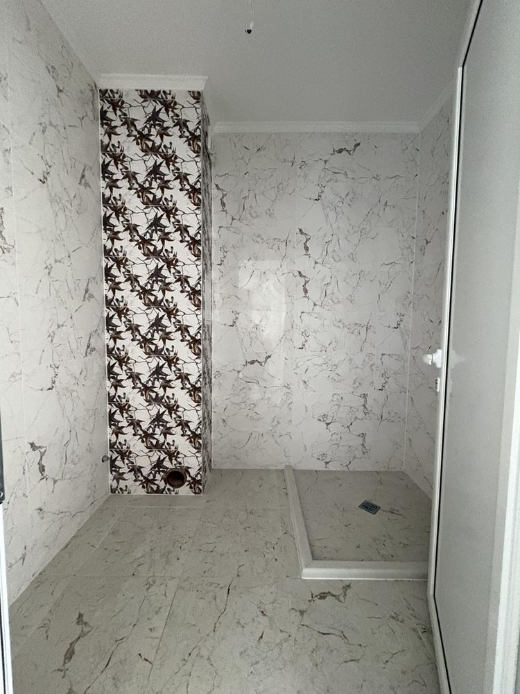 Просторная двухкомнатная квартира с видом на море в Поморие – готова к меблировке