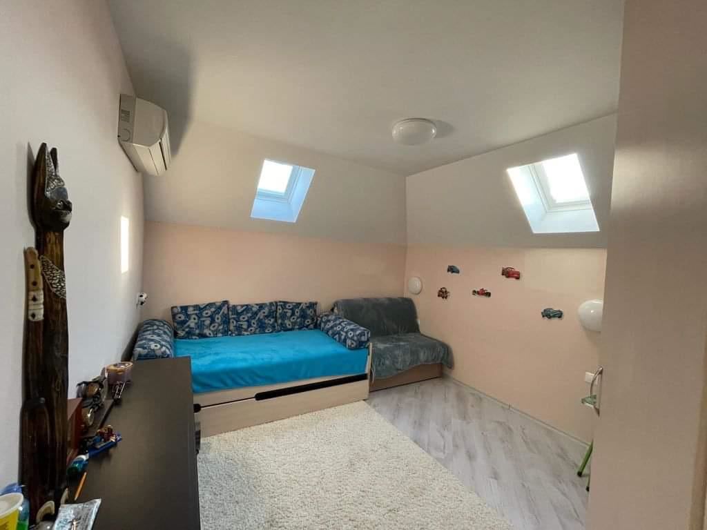  Панорамная квартира с двумя спальнями с видом на море в Равде – свет, простор и низкая плата за обслуживание