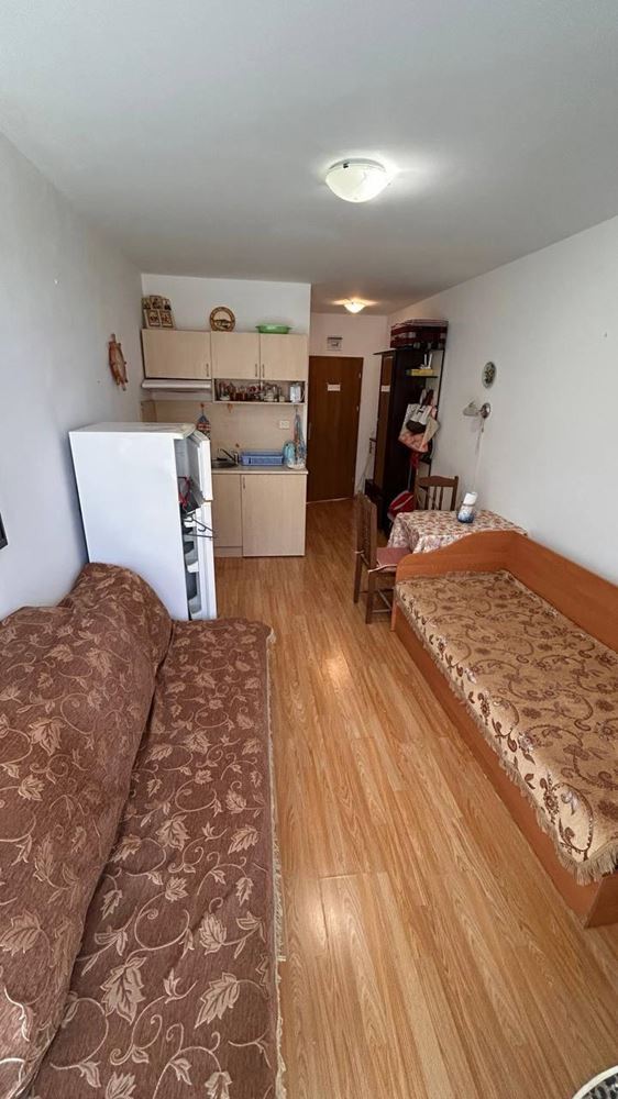 Уютная студия в спокойном комплексе в Солнечном Береге – комфорт, зелень и отличная локация