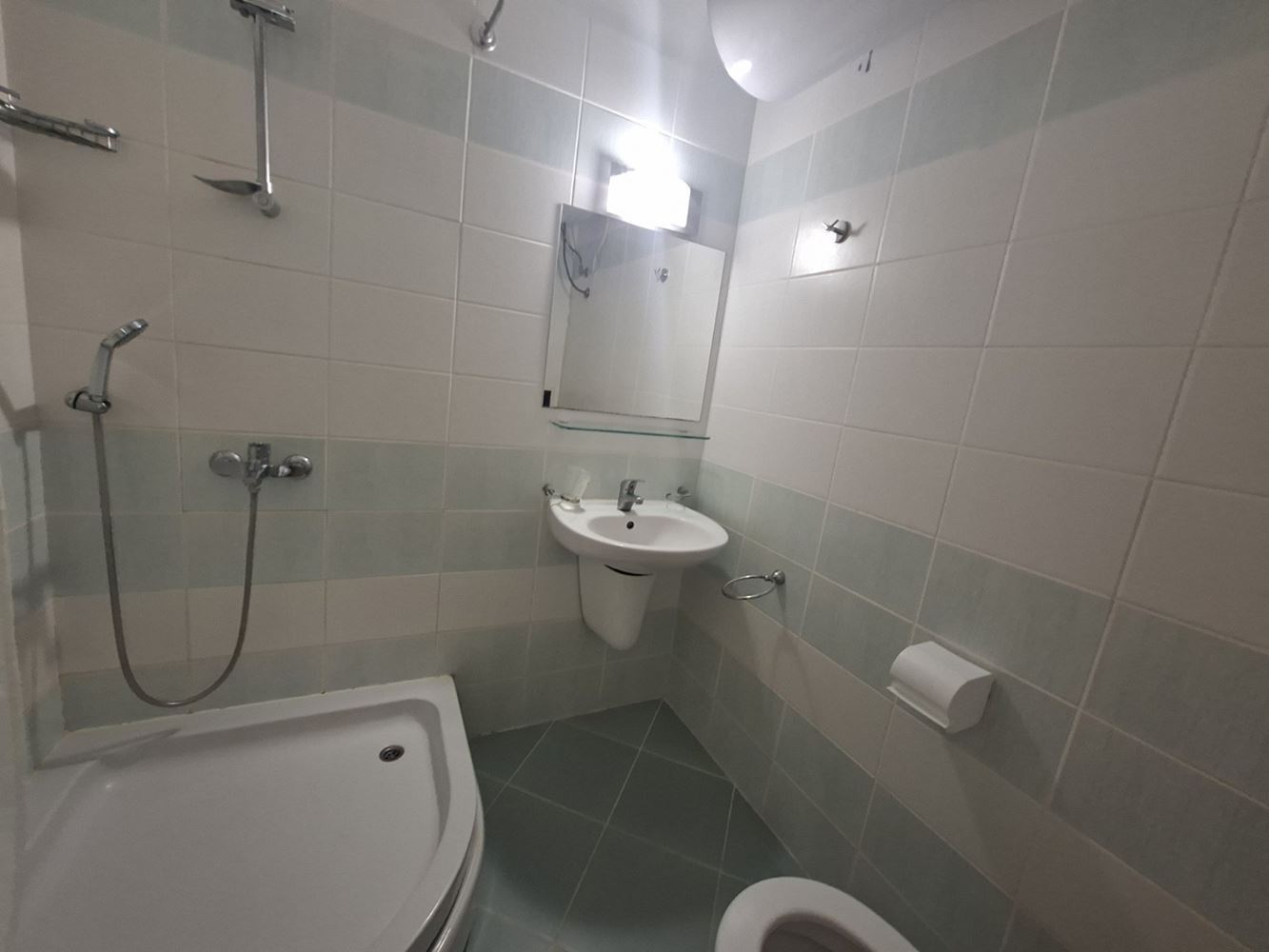  Просторная двухкомнатная квартира (с одной спальней) с полной курортной инфраструктурой в Солнечном береге