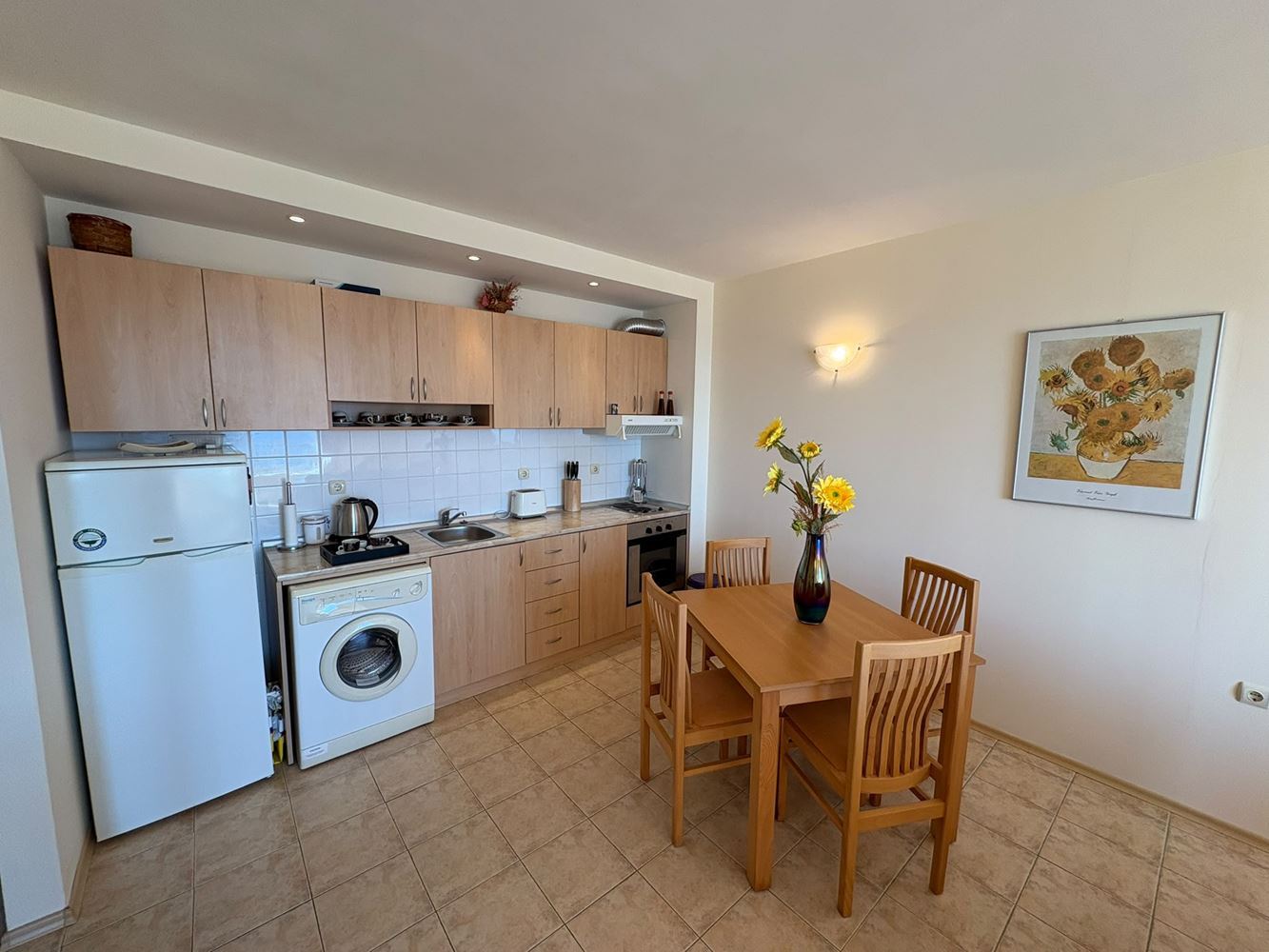 Первая линия в Святом Власе – просторная квартира с одной спальней и видом на море