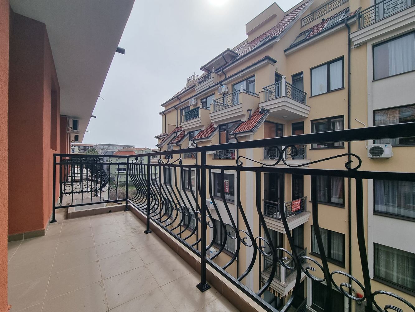  Квартира с одной спальней в Свети Влас без обслуживания – комфорт и спокойствие в 400 м от моря