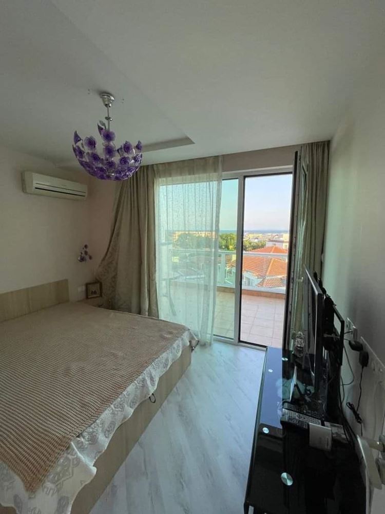  Панорамная квартира с двумя спальнями с видом на море в Равде – свет, простор и низкая плата за обслуживание