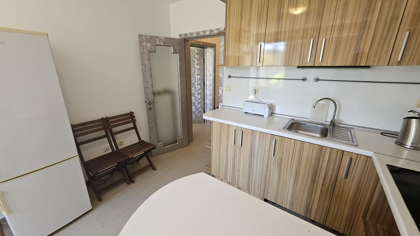  Двухкомнатная квартира в 50 метрах от моря без таксы за обслуживание – Ахтопол