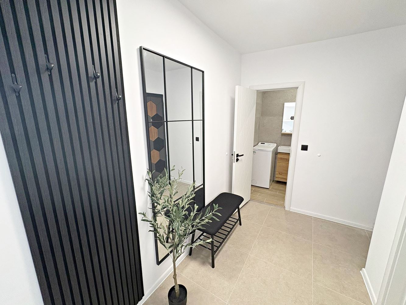 Два независимых жилых пространства с видом на море в центре Святого Власа – дизайнерский интерьер и собственное парковочное место