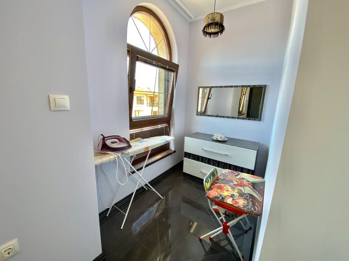 Уникальная двухуровневая квартира в комплексе премиум-класса в городе Несебр