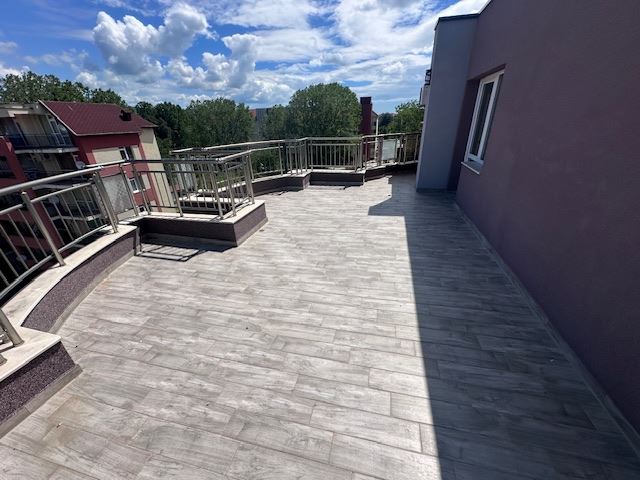 Новое строительство на Солнечном Берегу - большая трехкомнатная квартира без сборов!