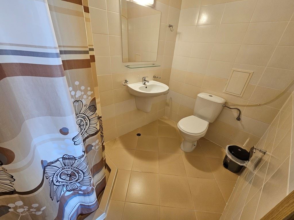 Стильная студия с панорамным видом на бассейн в Солнечном Береге – готова к проживанию и инвестиции