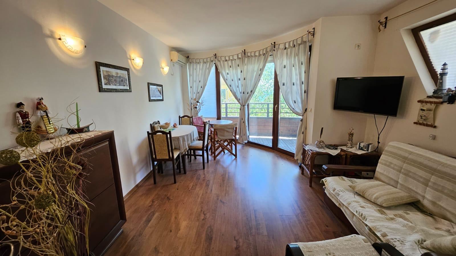 Квартира с одной спальней без таксы обслуживания в районе «Русалка», Свети Влас – отличный выбор для проживания и инвестиций