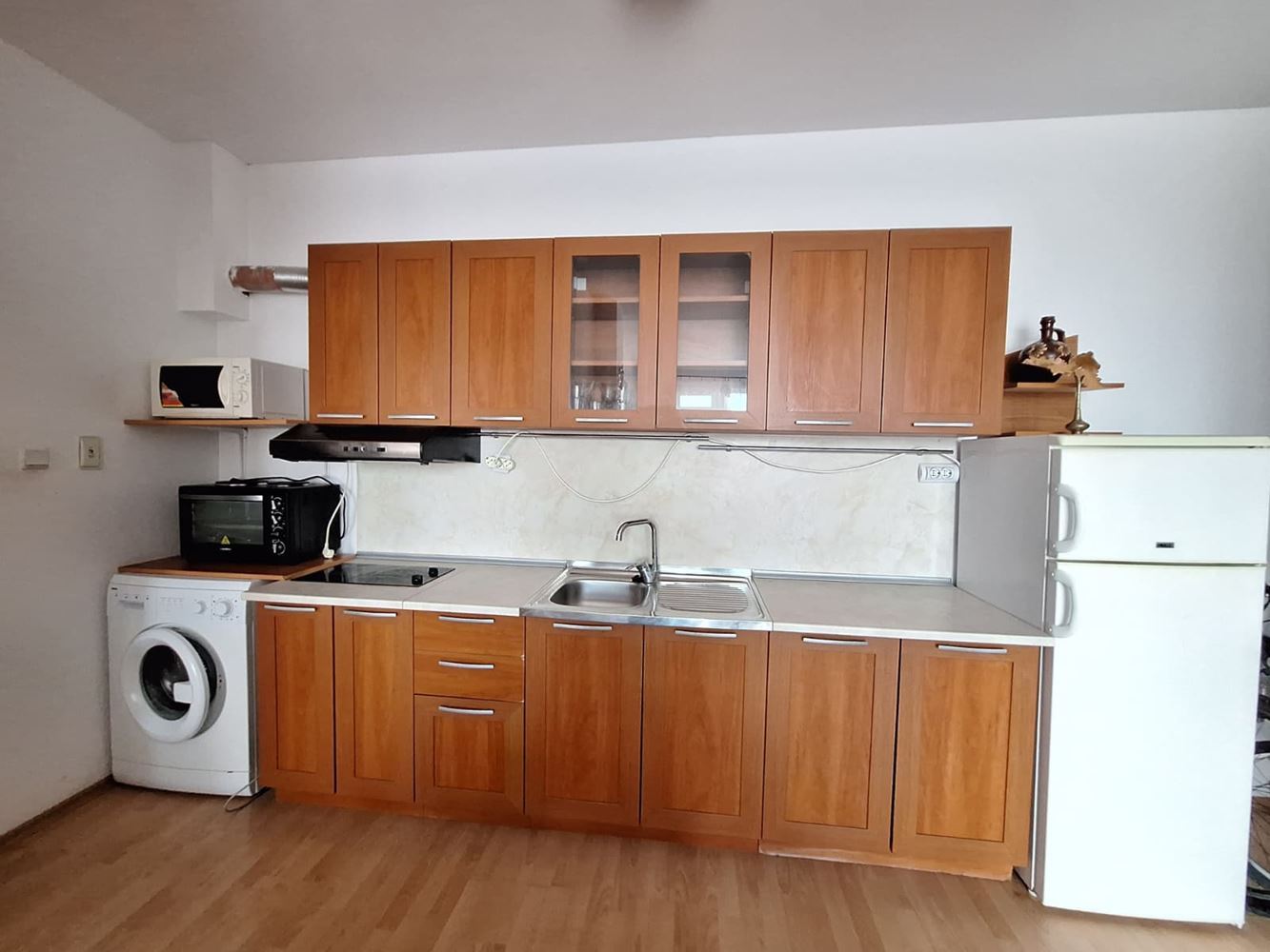 Просторная квартира с одной спальней в люксовом комплексе с бассейнами и спортивными удобствами