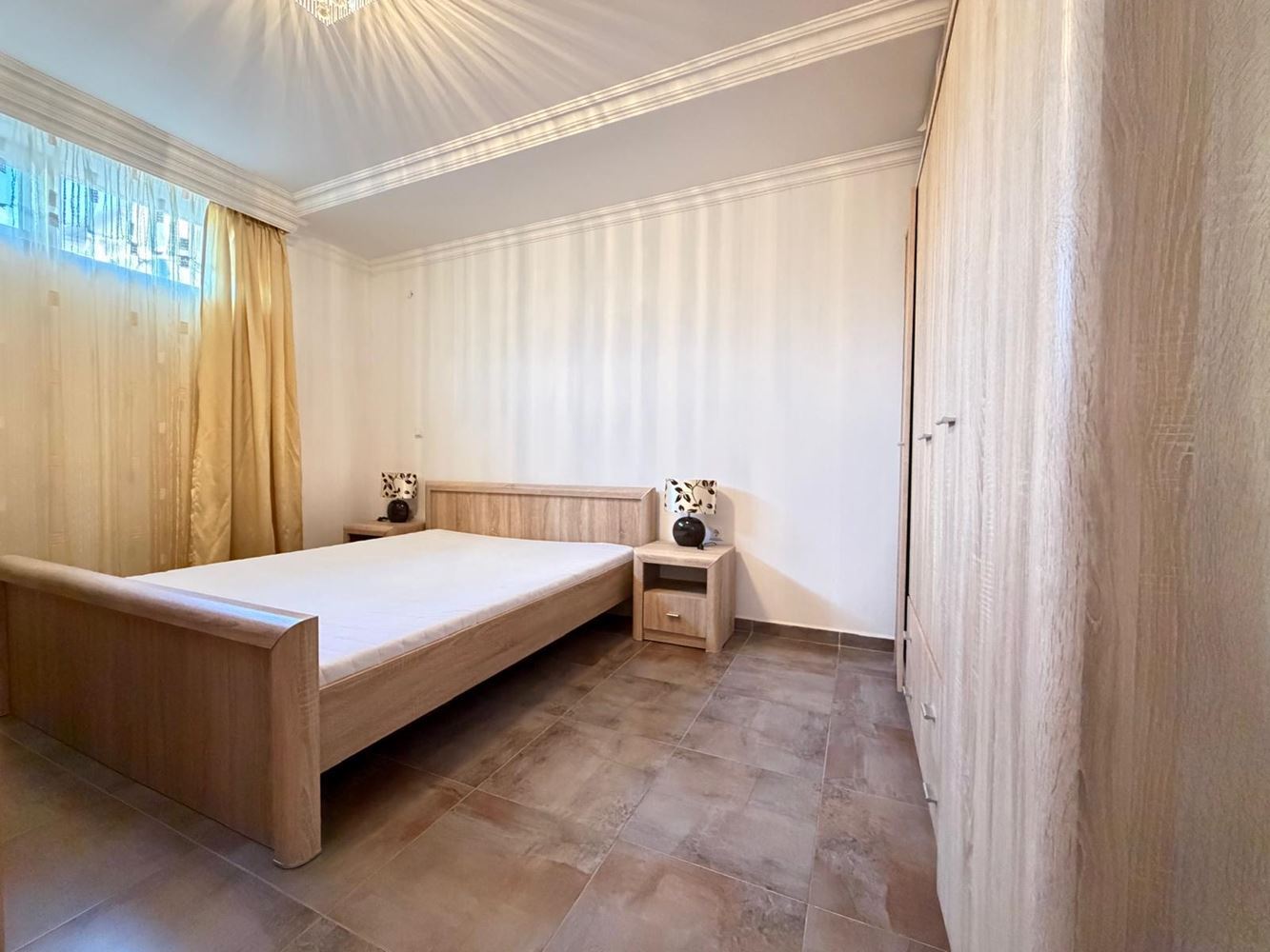 Комфортная двухкомнатная квартира с прямым выходом к бассейну – идеально для проживания и инвестиций