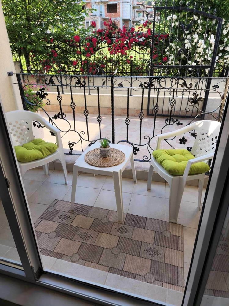 Комфорт и практичность у моря – полностью меблированный апартамент с одной спальней в Святом Власе