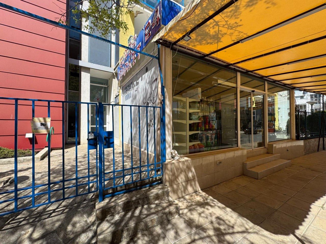 Просторная квартира с одной спальней и дополнительной спальной зоной в Солнечном Береге – 200 м от пляжа