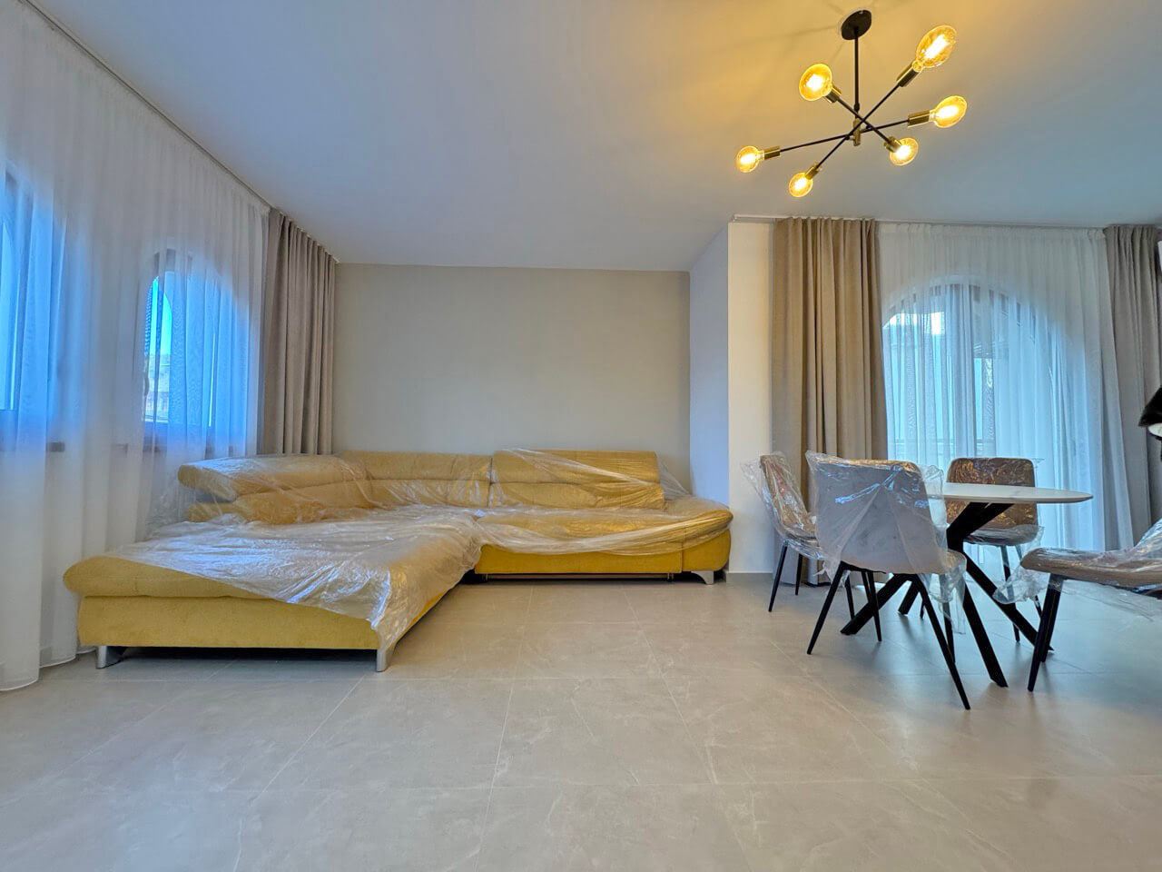 Прекрасная квартира с одной спальней на первом этаже в престижном комплексе в Солнечном Береге