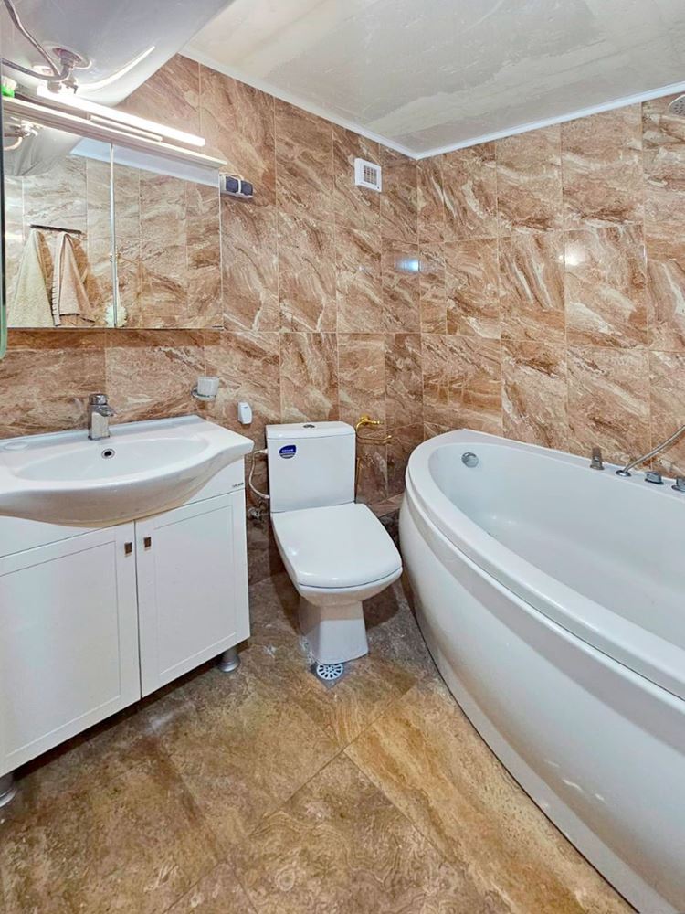 Роскошный апартамент с двумя спальнями с видом на море на первой линии в Равде – 114 м², две террасы и полный комфорт