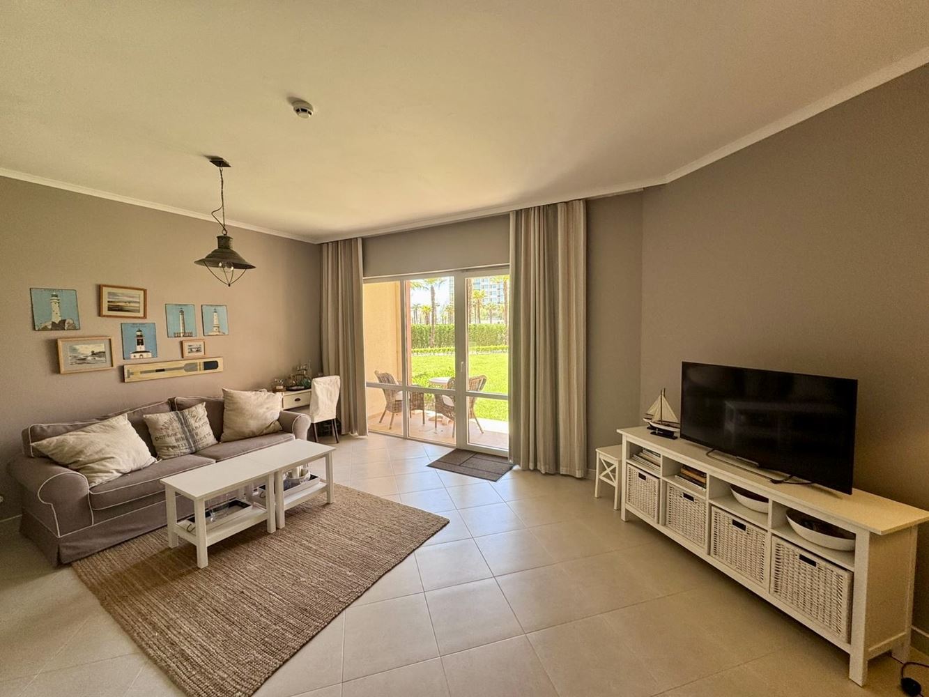 Роскошная квартира с одной спальней в престижном комплексе на первой линии – комфорт, стиль и бесконечные удобства