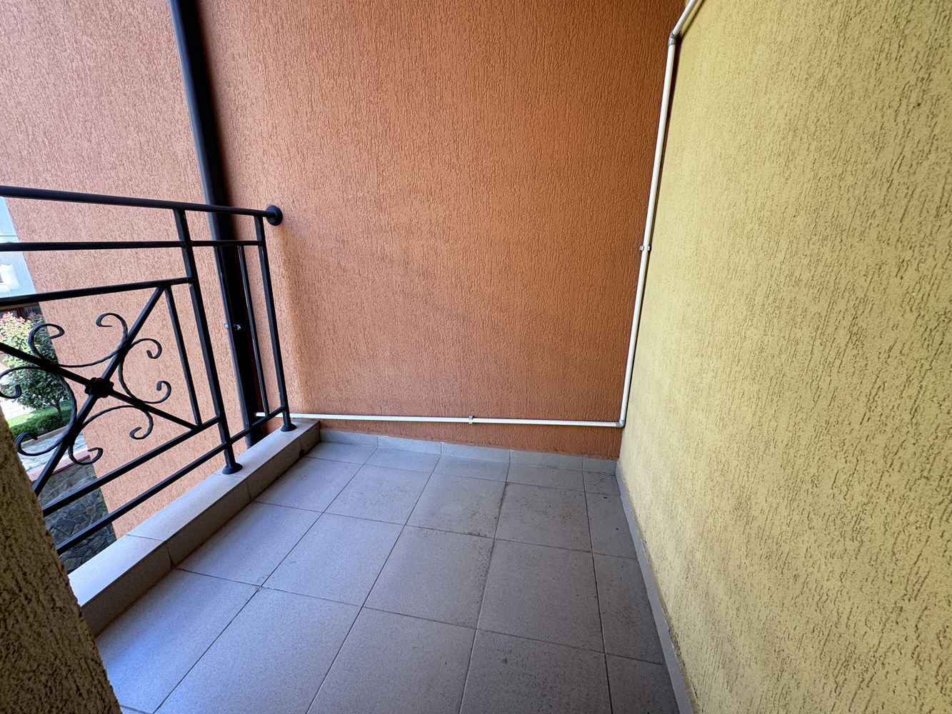 Двухкомнатная квартира (с одной спальней) с прямым выходом к бассейну в комплексе «Викторио», Свети Влас – комфорт и отдых