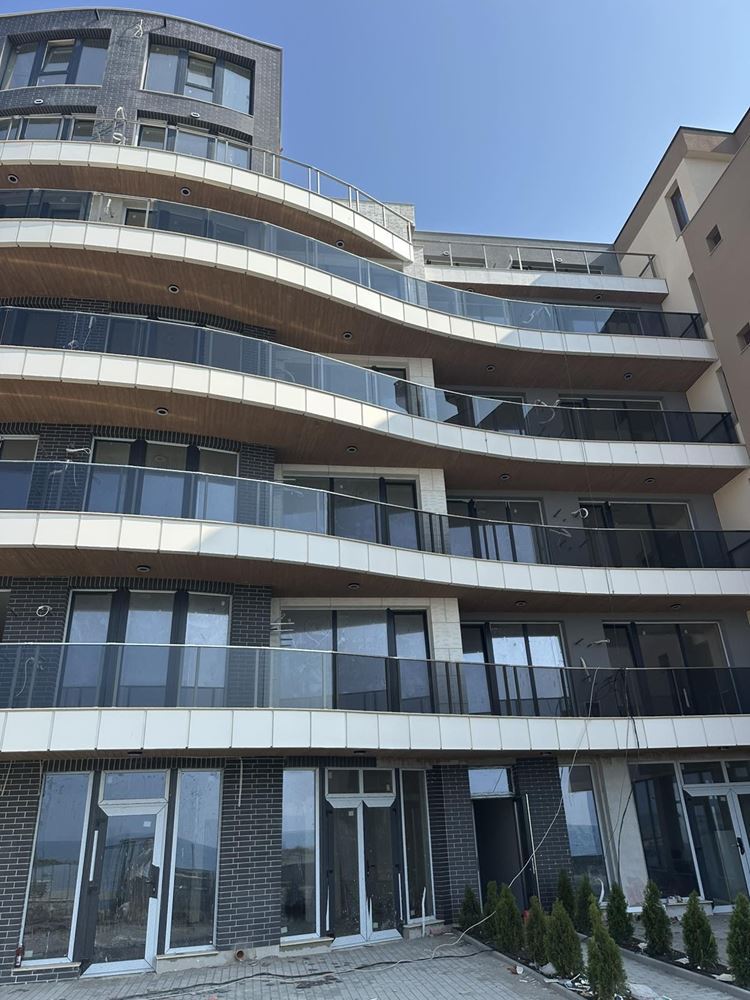 Студия на первой линии у моря в Поморие — всего в 10 метрах от пляжа, без ежегодной платы за обслуживание!