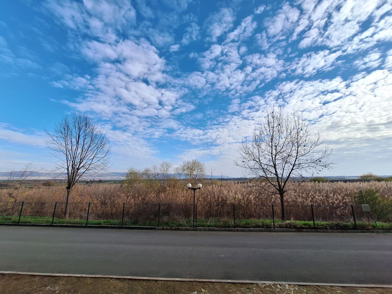 Просторная квартира с одной спальней в люксовом комплексе с бассейнами и спортивными удобствами