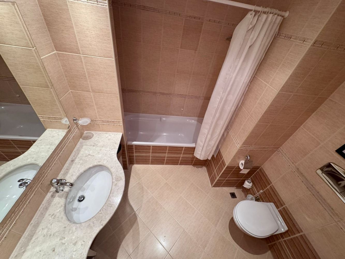 Роскошная квартира с одной спальней в престижном комплексе на первой линии – комфорт, стиль и бесконечные удобства