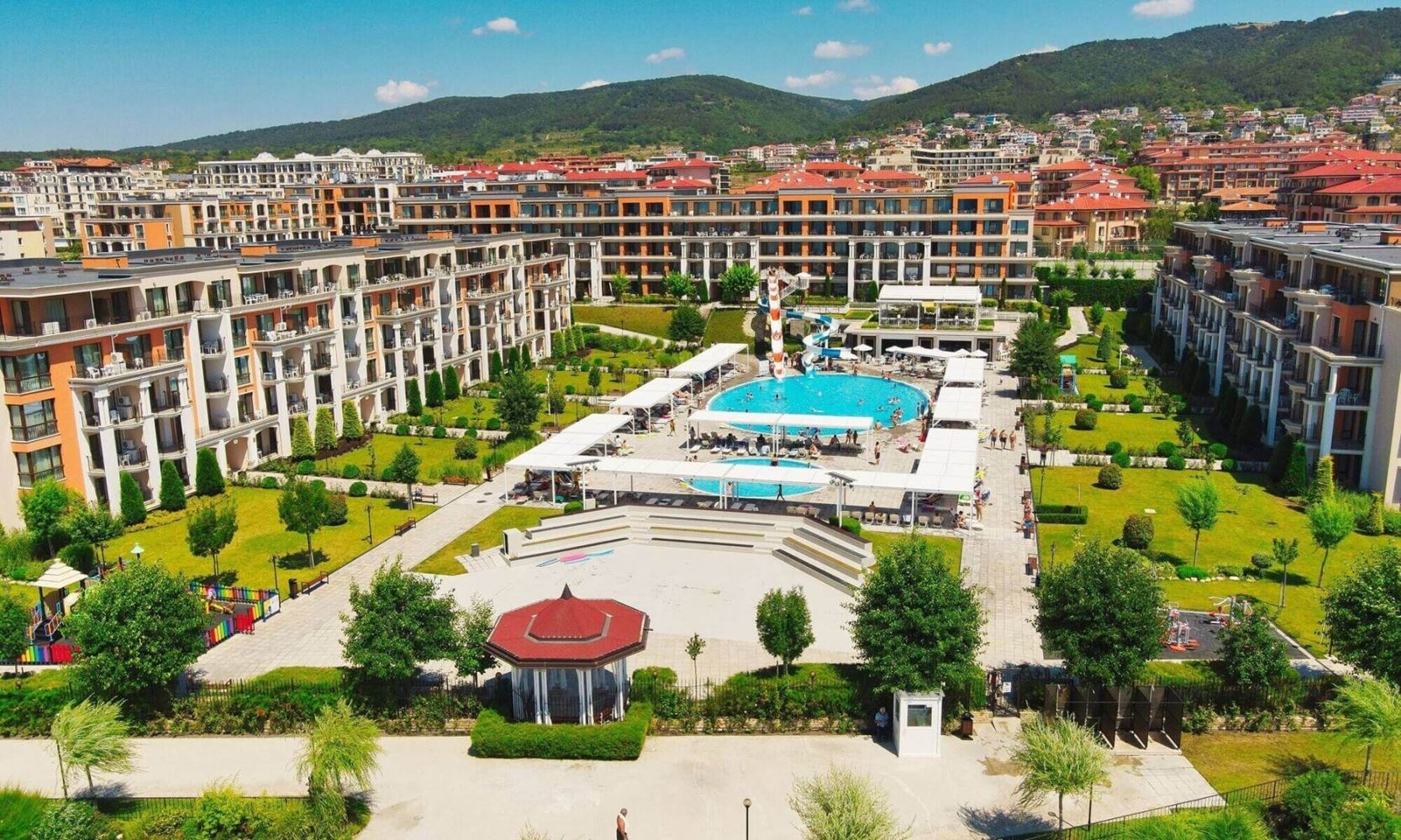 Студия на первой линии с видом на море в роскошном комплексе – полностью меблирована и готова к использованию